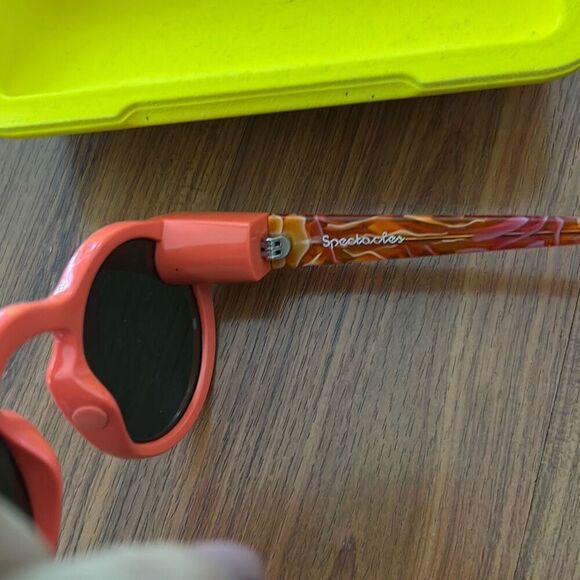 Snapchat spectacles peach with yellow case main image 4